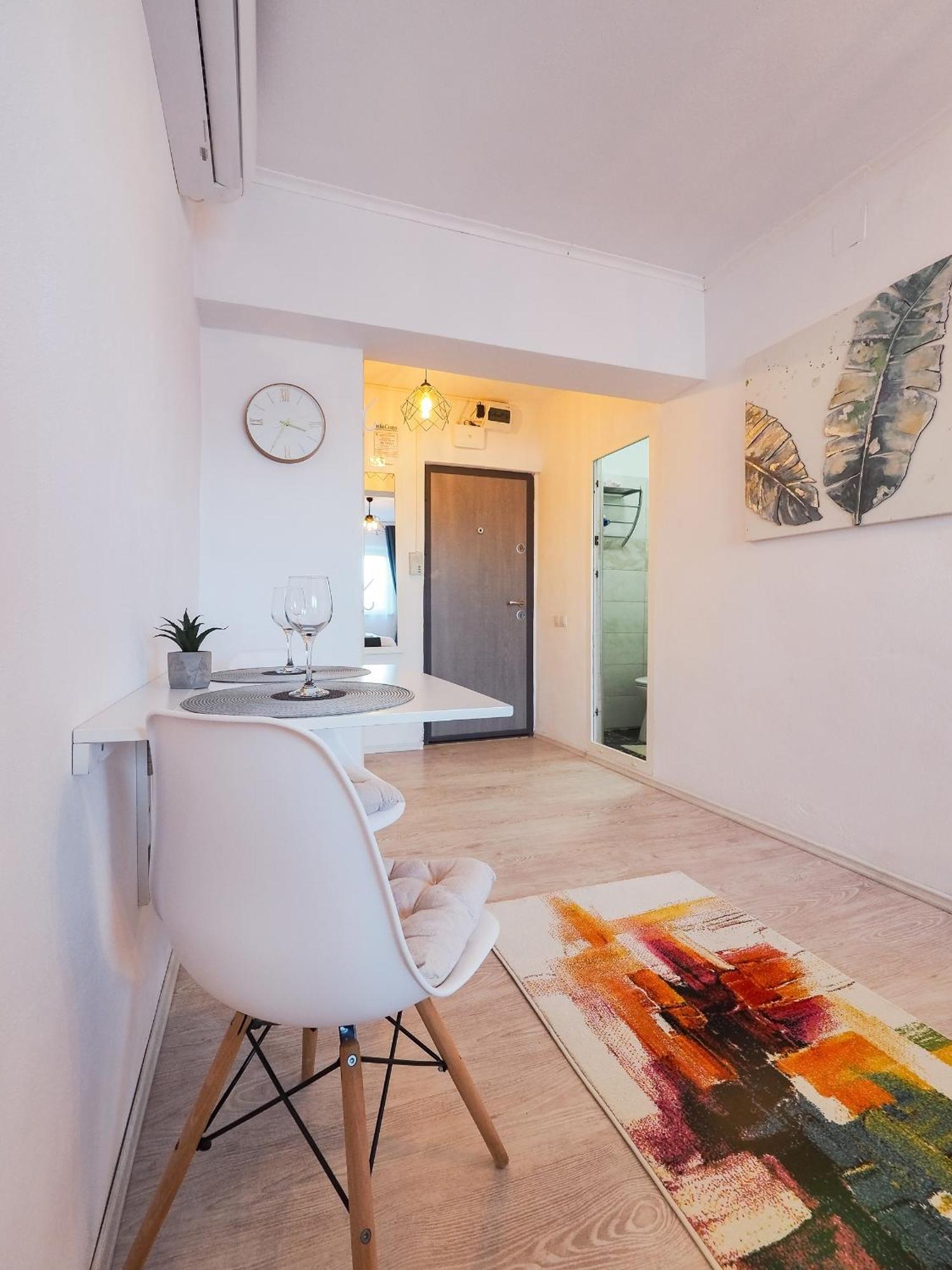 Holiday Studio Sibiu - Central, Cozy & Self Check-In Exterior photo