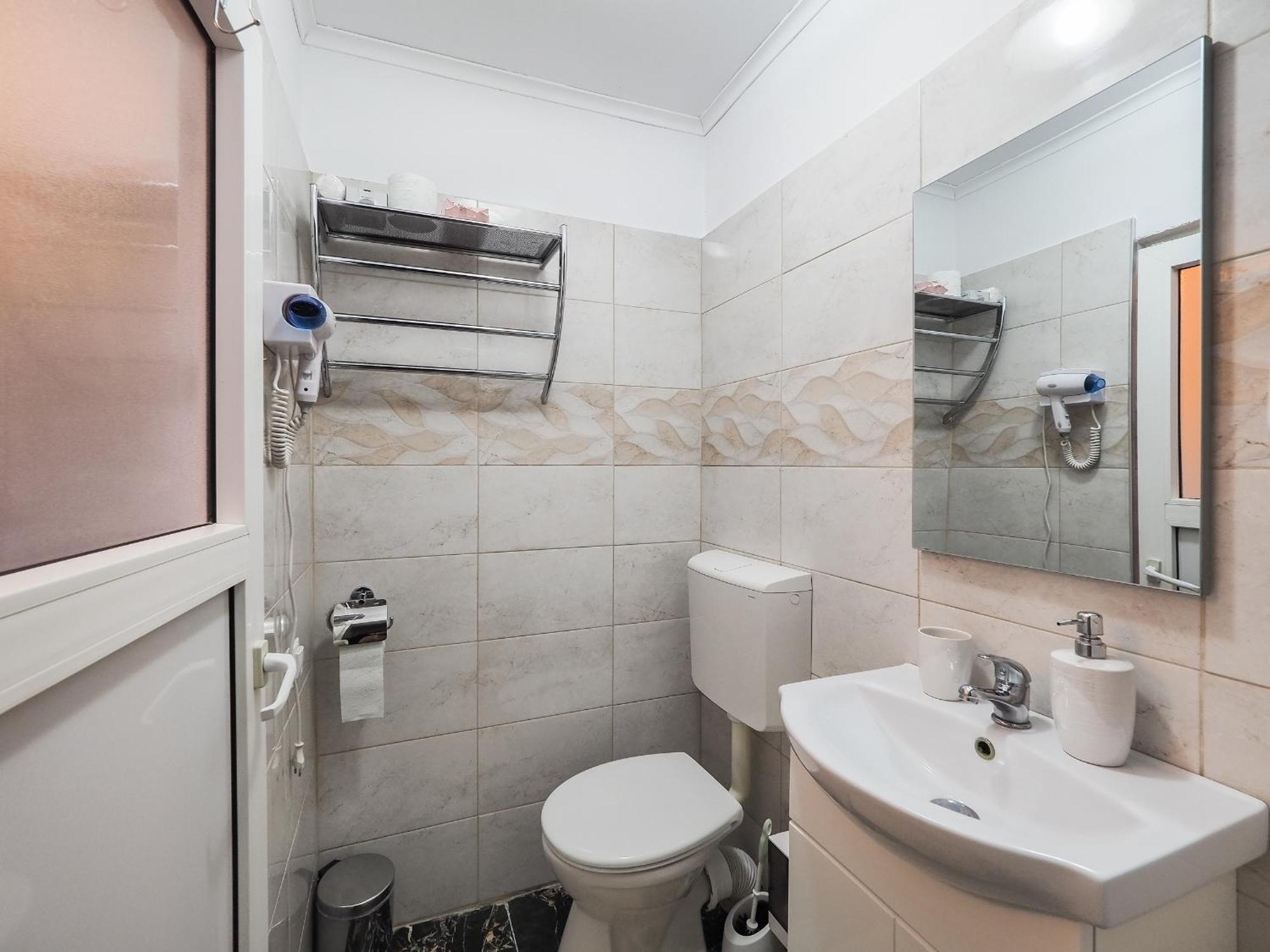 Holiday Studio Sibiu - Central, Cozy & Self Check-In Exterior photo