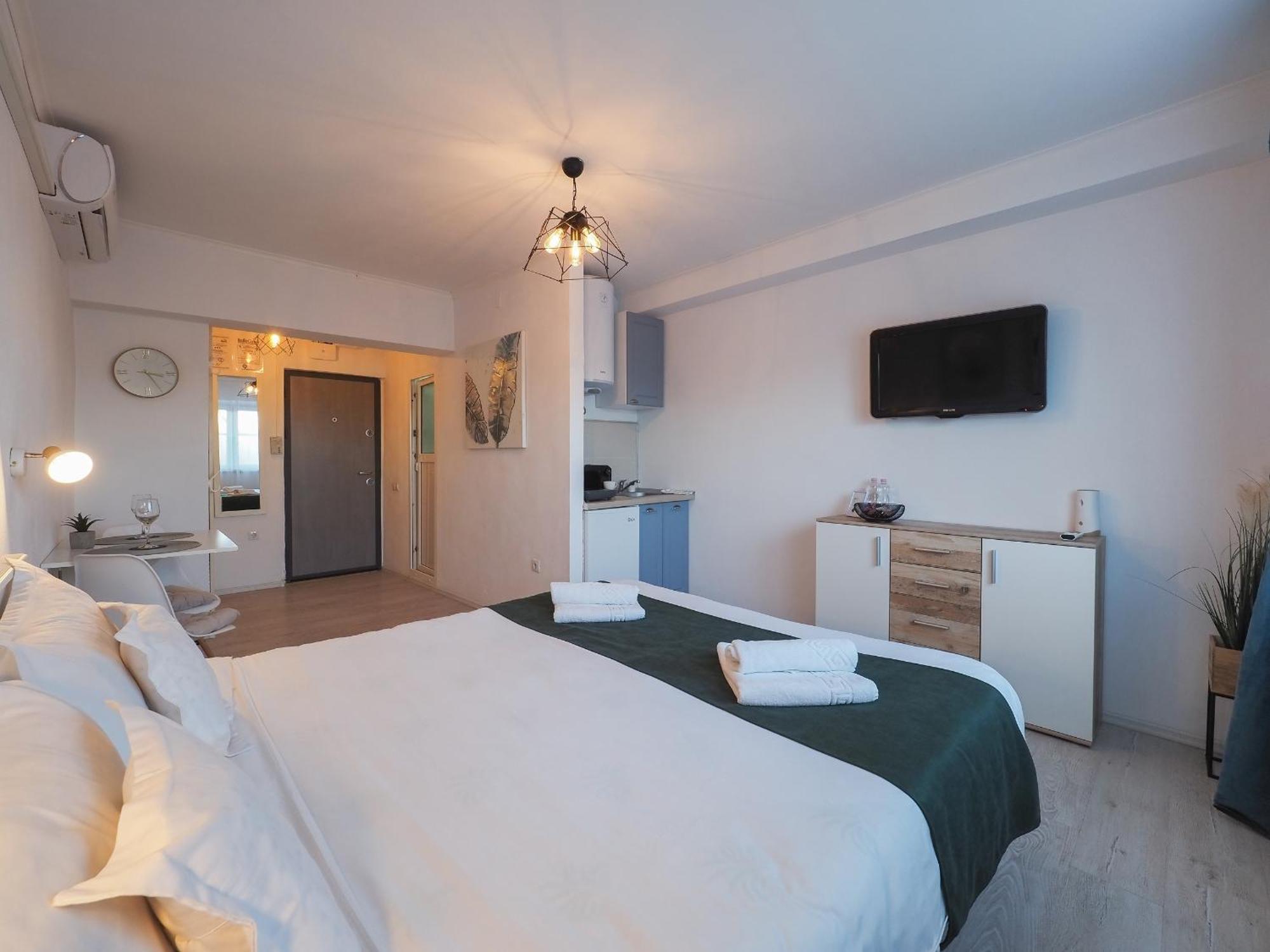 Holiday Studio Sibiu - Central, Cozy & Self Check-In Exterior photo